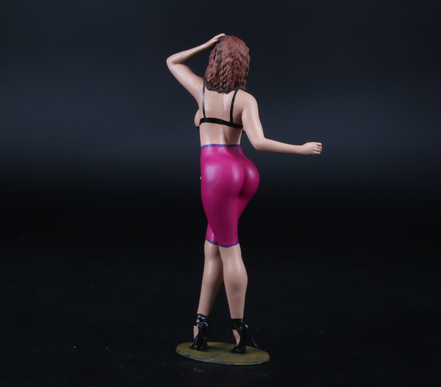 Painted Resin Figure Of Woman A D A Mb Models