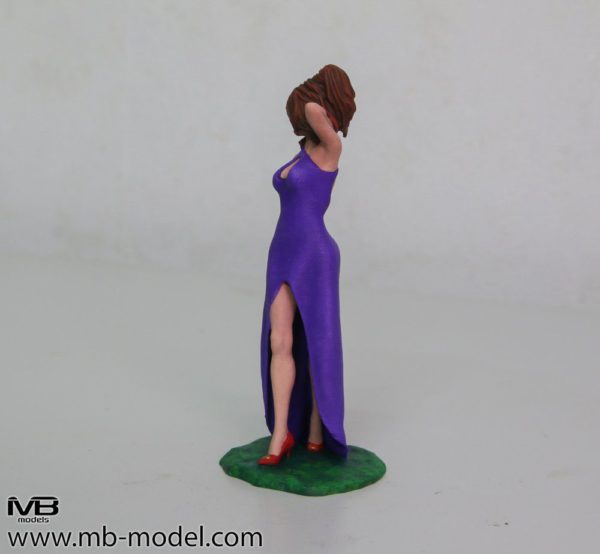 Woman Resin Figure (Z86)
