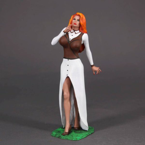 Painted Resin Figure of Woman (A1059 Z86B)