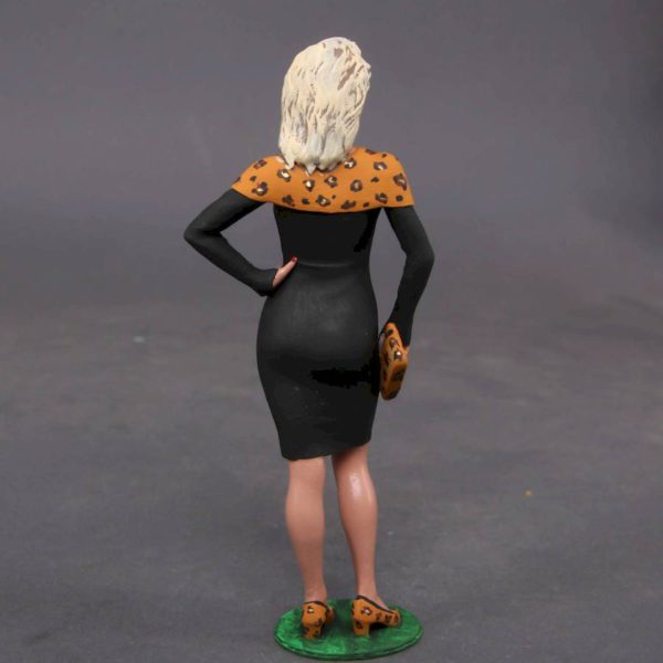 Painted Resin Figure of Woman (A1063 Z813)
