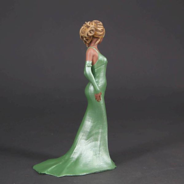 Painted Resin Figure of Woman (A11002 Z82)