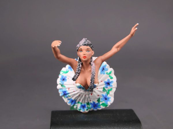 Painted Resin Figure of Woman (A11080 Z652)