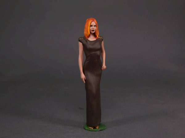Painted Resin Figure of Woman (A11138 Z816)