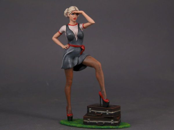Painted Resin Figure of Woman (A11156 X012)