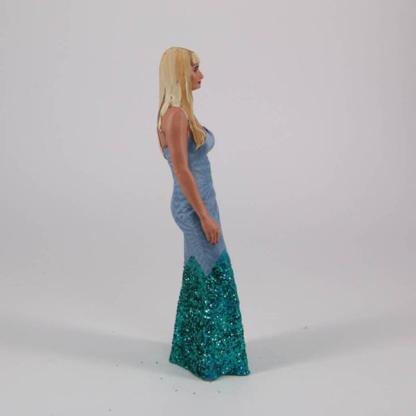 Painted Resin Figure of Woman (A11210 Z812)