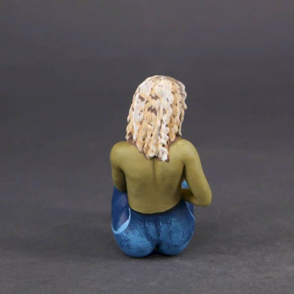Painted Resin Figure of Woman (A1128 D92A)
