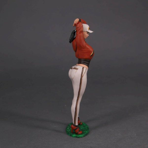 Painted Resin Figure of Woman (A1178 Z285)