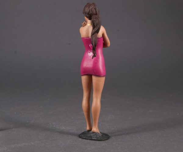 Painted Resin Figure of Woman (A1330 Z879)