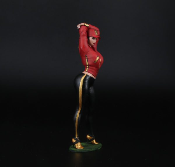 Painted Resin Figure of Woman (A8057 Z285)