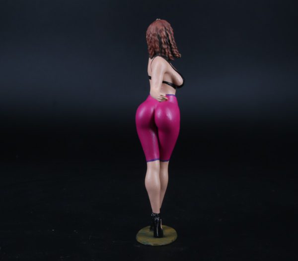 Painted Resin Figure of Woman (A8175 D75)