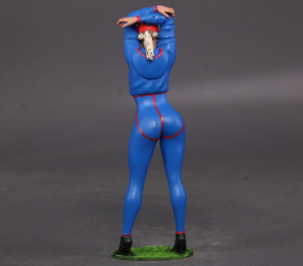 Painted Resin Figure of Woman (A8869 Z285)