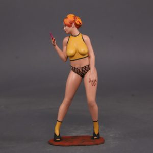 Painted Resin Figure of Woman (A8874 D34)