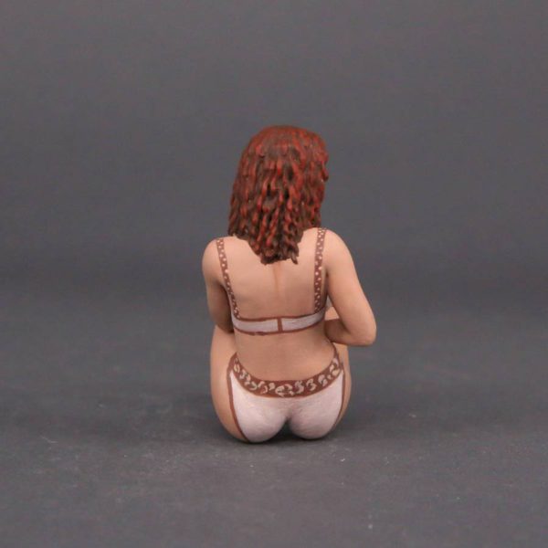 Painted Resin Figure of Woman (A9170 D92)