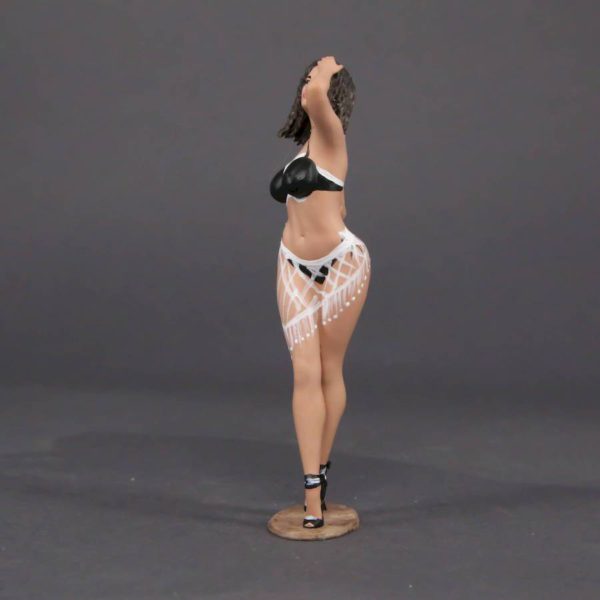 Painted Resin Figure of Woman (A9185 D75A)