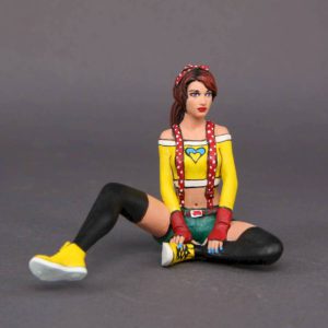 Painted Resin Figure of Woman (A9416 Z827)