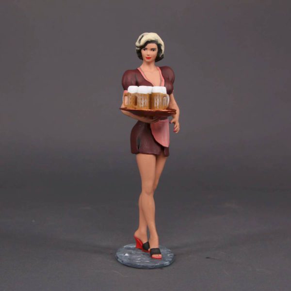 Painted Resin Figure of Woman (A9590 Z123)
