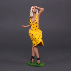 Painted Resin Figure of Woman (A9624 D75)