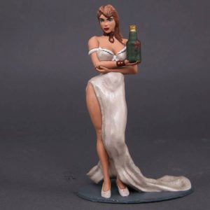 Painted Resin Figure of Woman (A9650 Z663)