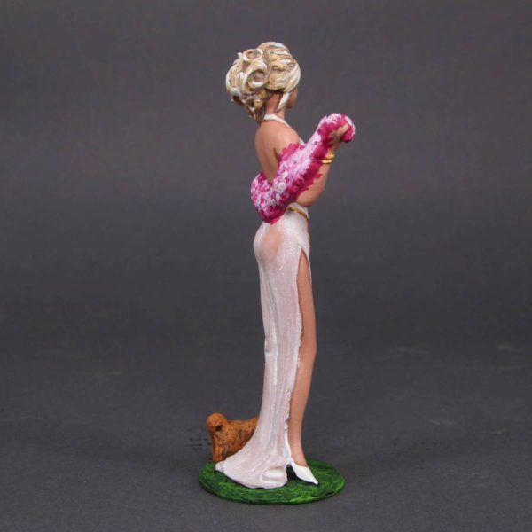 Painted Resin Figure of Woman (A9658 Z89B)
