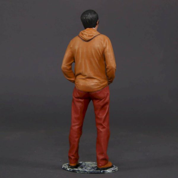 Painted Resin Figure of Man (A9859 Z535)