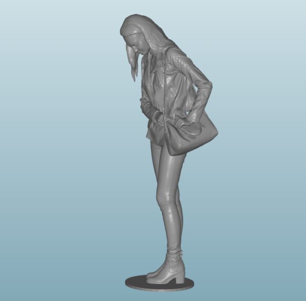 Woman Resin Figure (Z952)