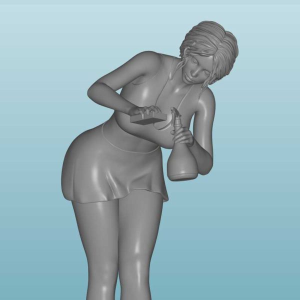 Woman Resin Figure (X128)